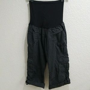 A Pea in the Pod Maternity Cargo Capris